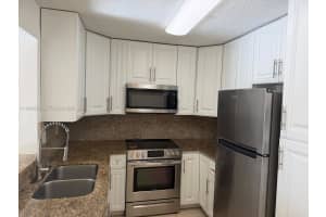 107 Palm Cir W, Pembroke Pines, FL 33025, - MLS#A11982039