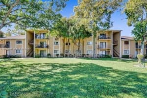 107 Palm Cir W, Pembroke Pines, FL 33025, - MLS#A11982039