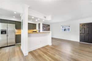 235 Antilla Ave 7 Coral Gables, FL 33134 - MLS#A11982053