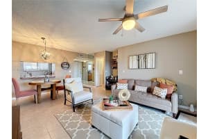 17000 Nw 67th Ave 423 Hialeah, FL 33015 - MLS#A11982072