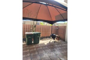 5961 Nw 54th Ln Tamarac, FL 33319 - MLS#A11982114