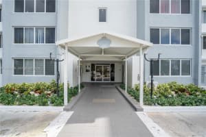 9001 Sw 77th Ave C402 Miami, FL 33156 - MLS#A11982129