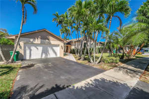 11541 Sw 100th St Miami, FL 33176 - MLS#A11982132