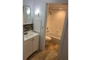 3660 Inverrary Dr 2i Lauderhill, FL 33319 - MLS#A11982154