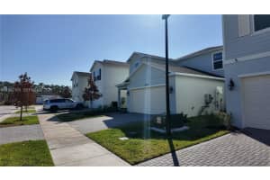 10722 Moon Rise Ln 10722 Port Saint Lucie, FL 34987 - MLS#A11982165