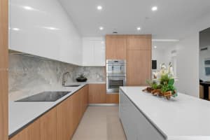 700 Ne 24rd St Ph-5802 Miami, FL 33137 - MLS#A11982182