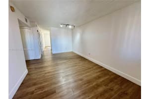 4681 9th St , Miami, FL 33126 - MLS#A11982201