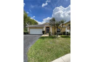 5544 Nw 54th Cir, Coconut Creek