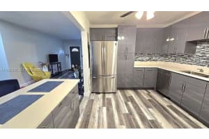 521 E Evanston Cir Fort Lauderdale, FL 33312 - MLS#A11982276