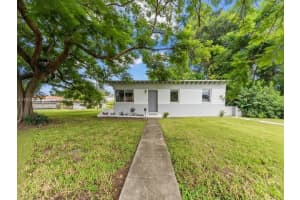 201 Flagler Dr Miami Springs, FL 33166 - MLS#A11982280