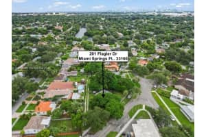 201 Flagler Dr Miami Springs, FL 33166 - MLS#A11982280