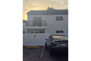 252 Ne 212th Ter Miami, FL 33179 - MLS#A11982284