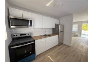 1300 NE 110th St #8, Miami, FL 33161, - MLS#A11982295