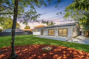 11660 Canal Dr North Miami, FL 33181 - MLS#A11982298