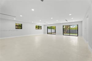 11660 Canal Dr North Miami, FL 33181 - MLS#A11982298