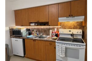 2620 SW 51st St # 1-2, Fort Lauderdale, FL 33312, - MLS#A11982302