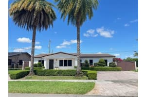 7901 Nw 171st St - Hialeah, FL 33015 - MLS#A11982334