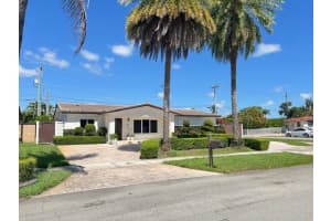 7901 Nw 171st St - Hialeah, FL 33015 - MLS#A11982334