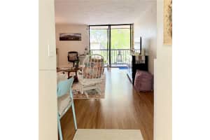 450 Commodore Dr 214 Plantation, FL 33325 - MLS#A11982349