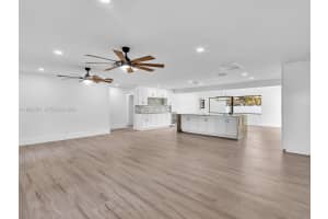 1501 Nw 109th Ter Pembroke Pines, FL 33026 - MLS#A11982361