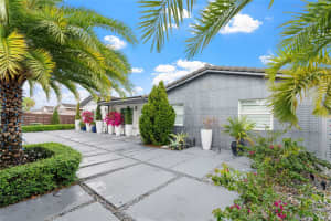 12721 Sw 47th St Miami, FL 33175 - MLS#A11982387