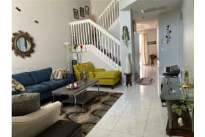 11210 Nw 73rd Ter 11210 Doral, FL 33178 - MLS#A11982451