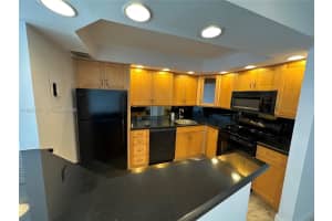 200 Se 15th Rd 15h Miami, FL 33129 - MLS#A11982457