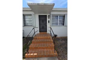 57 Esplanade Dr , Miami Springs, FL 33166 - MLS#A11982503