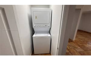 1814 Thomas St East Rear Hollywood, FL 33020 - MLS#A11982504