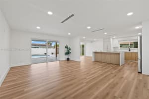 437 Nw 13th Dr Boca Raton, FL 33486 - MLS#A11982520