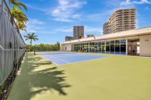 14951 Royal Oaks Ln 1409 North Miami, FL 33181 - MLS#A11982525