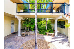 2025 Miami Rd , Fort Lauderdale, FL 33316 - MLS#A11982529