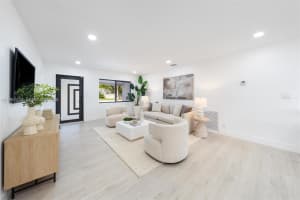 1305 N 31st Rd Hollywood, FL 33021 - MLS#A11982534