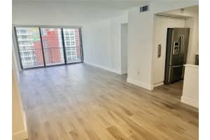 1450 Brickell Bay Dr 1405 Miami, FL 33131 - MLS#A11982564