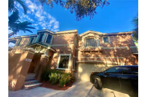 2816 Kinsington Cir 28-1 Weston, FL 33332 - MLS#A11982568