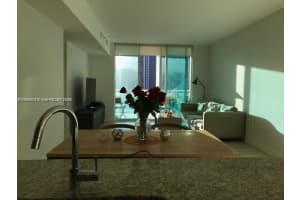 950 Brickell Bay Dr 2001 Miami, FL 33131 - MLS#A11982576