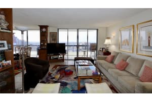 3500 Mystic Pointe Dr 3701 Aventura, FL 33180 - MLS#A11982584