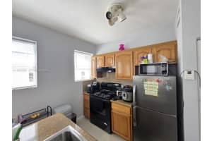 1027 Pennsylvania Ave , Miami Beach, FL 33139 - MLS#A11982593