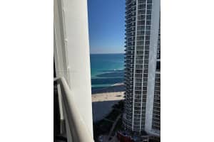 Trump Royale, 18201 Collins Ave APT 3407, Sunny Isles Beach, FL 33160, - MLS#A11982599
