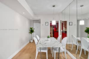 801 Brickell Bay Dr 1262 Miami, FL 33131 - MLS#A11982601