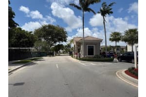 424 Ne 194th Ter Miami, FL 33179 - MLS#A11982625