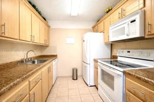 800 Sw 131st Ave 308f Pembroke Pines, FL 33027 - MLS#A11982667