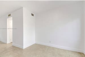 407 Se 9th Court 3 Hallandale Beach, FL 33009 - MLS#A11982679