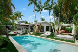 1865 Daytonia Rd, Miami Beach
