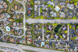 860 Nw 106th Ave 2b3-5 Miami, FL 33172 - MLS#A11982700