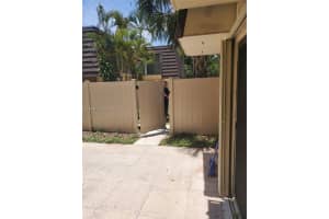 7419 74th Way 7419 West Palm Beach, FL 33407 - MLS#A11982701