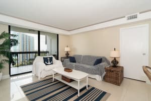 2333 Brickell Ave 1710 Miami, FL 33129 - MLS#A11982752