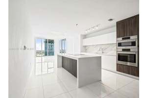 851 Ne 1st Avenue 4801, Miami, Fl 33132, Miami