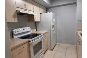 655 SW 111th Way APT 105, Pembroke Pines, FL 33025, - MLS#A11982767