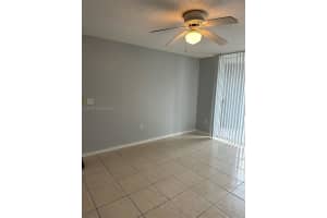 655 SW 111th Way APT 105, Pembroke Pines, FL 33025, - MLS#A11982767